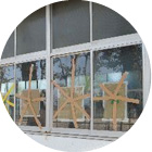 学校の窓ガラス